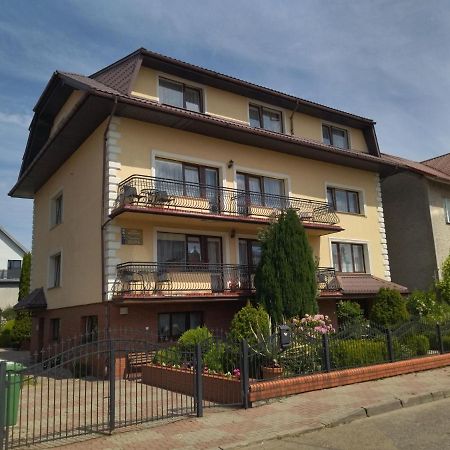 Karolinka Leba Apartment ภายนอก รูปภาพ
