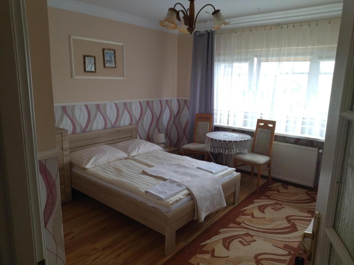 Karolinka Leba Apartment ภายนอก รูปภาพ