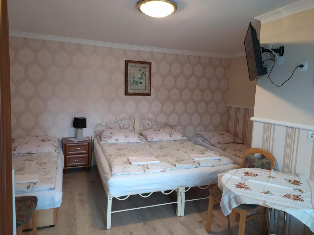 Karolinka Leba Apartment ภายนอก รูปภาพ