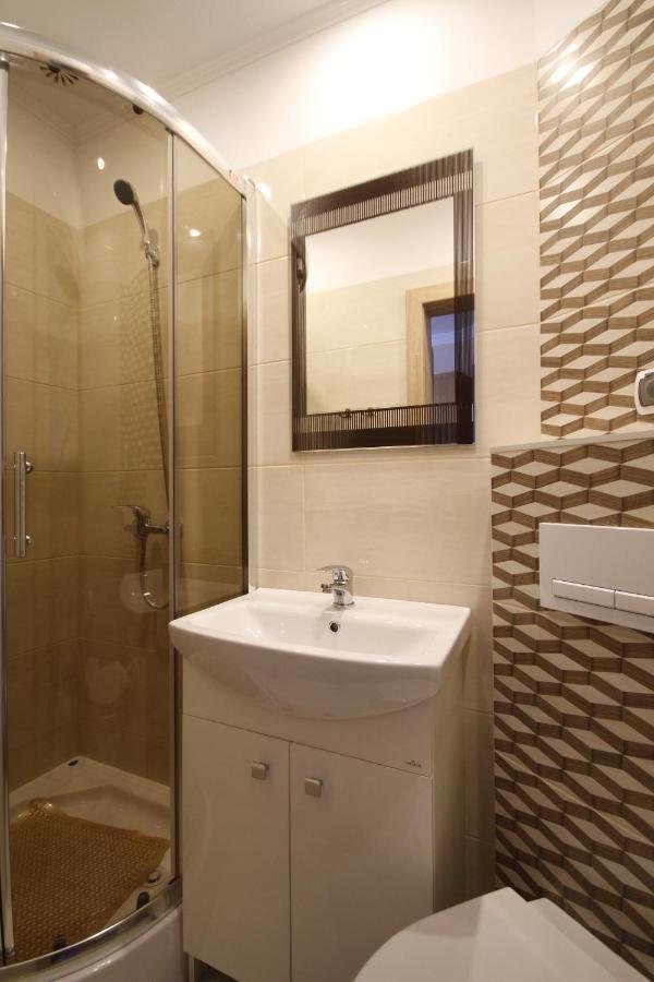 Karolinka Leba Apartment ภายนอก รูปภาพ