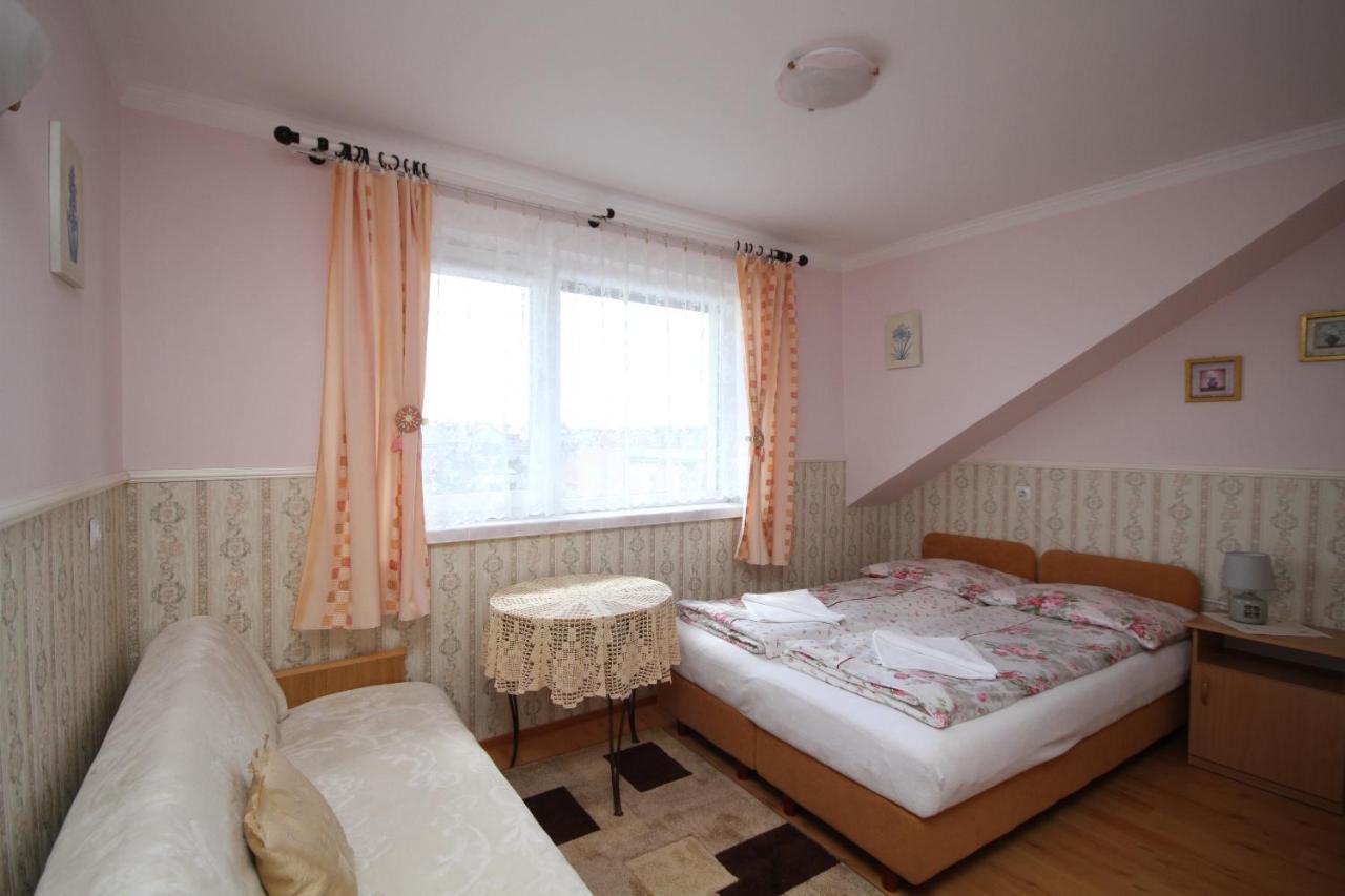 Karolinka Leba Apartment ภายนอก รูปภาพ
