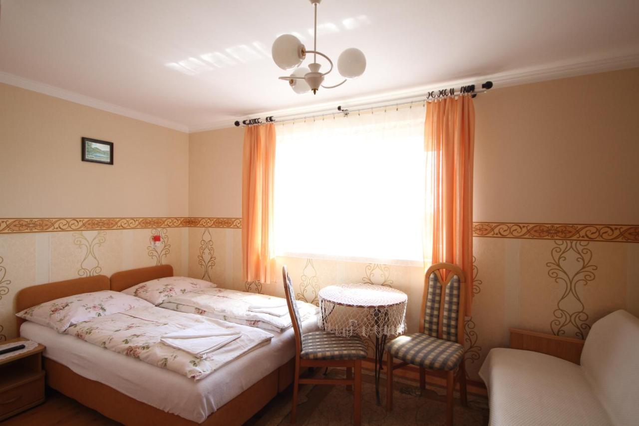 Karolinka Leba Apartment ภายนอก รูปภาพ