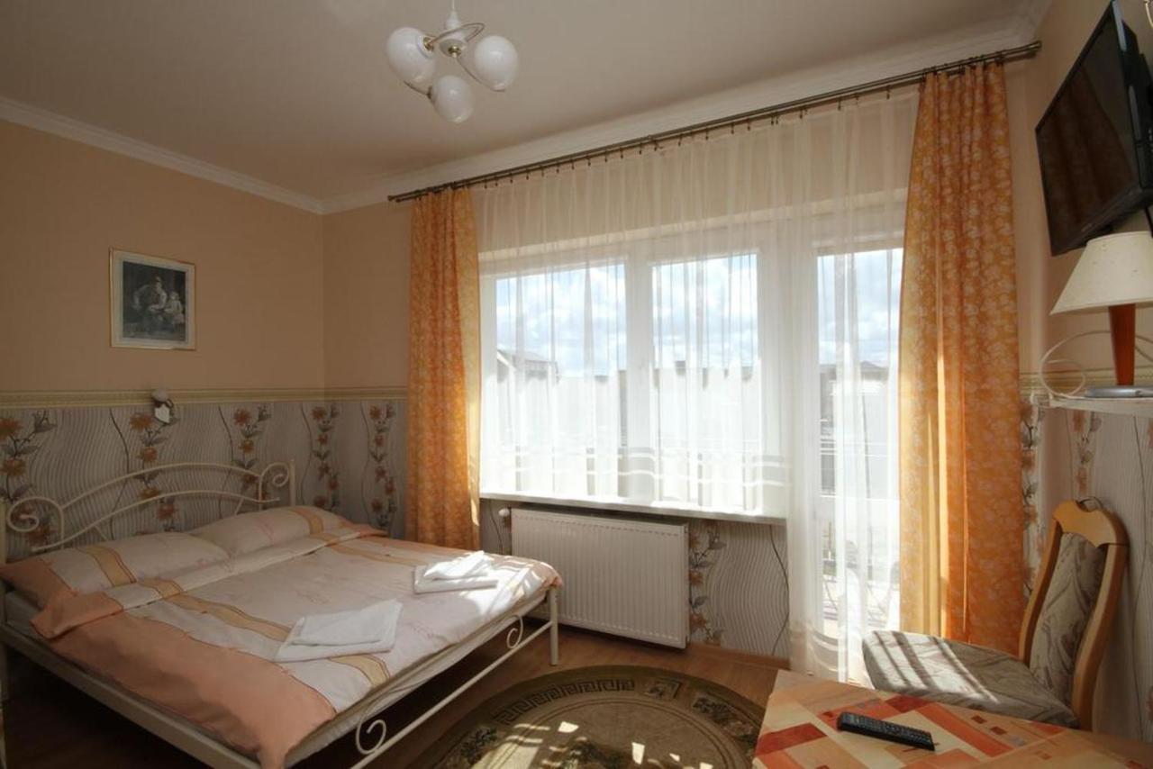 Karolinka Leba Apartment ภายนอก รูปภาพ