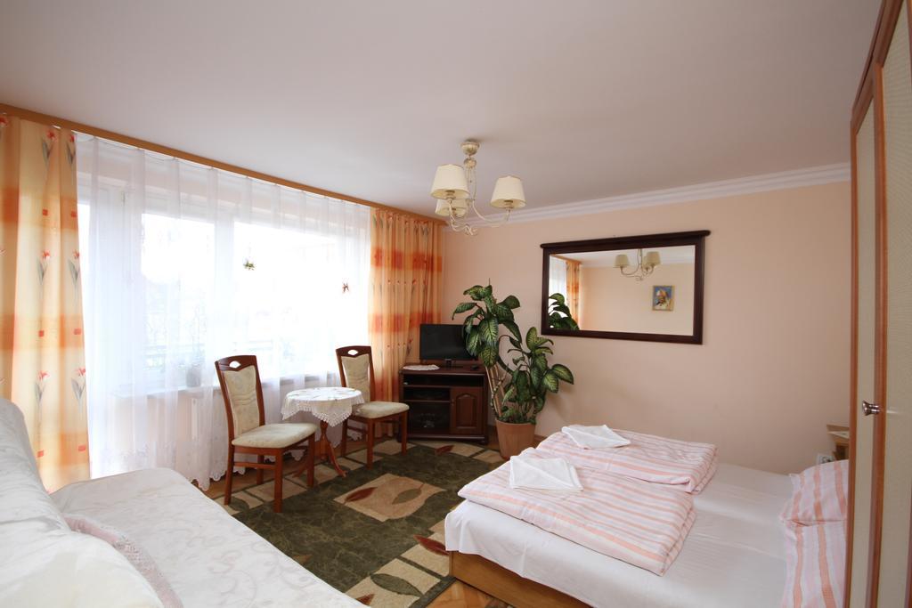 Karolinka Leba Apartment ภายนอก รูปภาพ