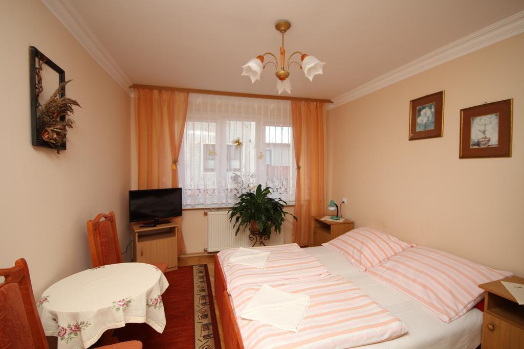 Karolinka Leba Apartment ภายนอก รูปภาพ